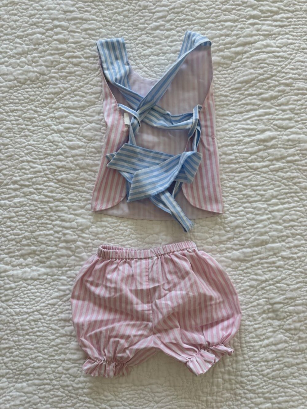 The Beaufort Bonnet Company Tie Back Set Blue, Pink, White Striped 18/24 Months